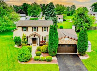 106 Fernwood Dr, Easton, PA 18040