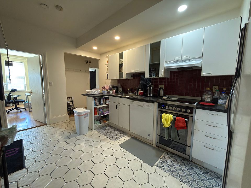 1st image of 56 Park Vale Ave #9A
