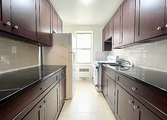 1st image of 6400 Saunders St APT 2