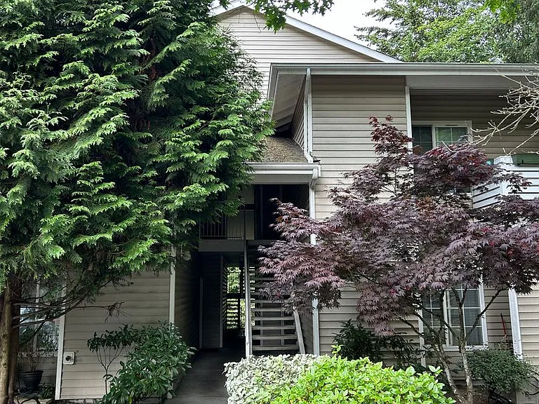 801 Rainier Ave N #B309 — Photo 1