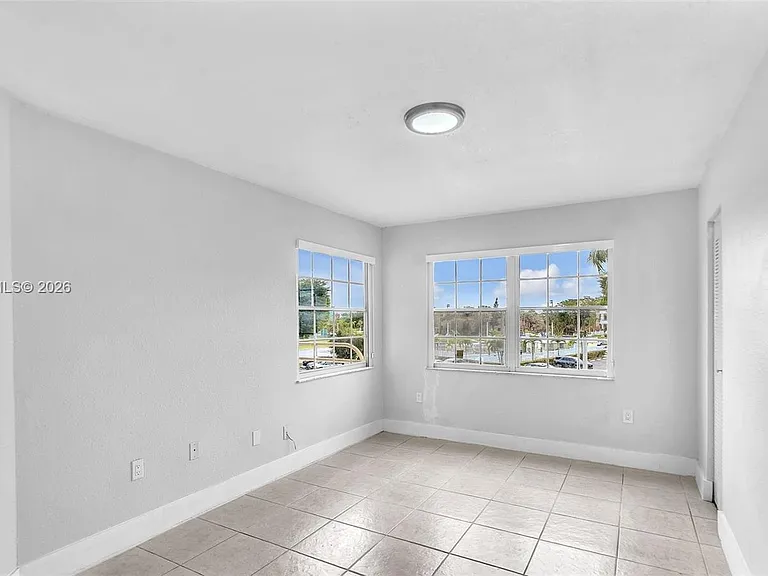 10755 SW 108th Ave #304 — Photo 13