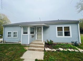301 4th St, Osawatomie, KS 66064