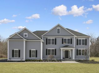 66 Wildcat Springs Dr, Madison, CT 06443