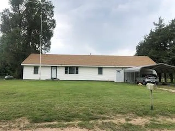 519 Seward Ave, Saint John, KS 67576