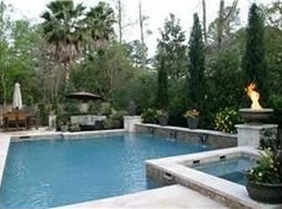 11 Julian Woods Pl, Spring, TX 77382