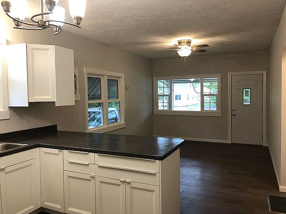2nd image of 1005 W 11th St