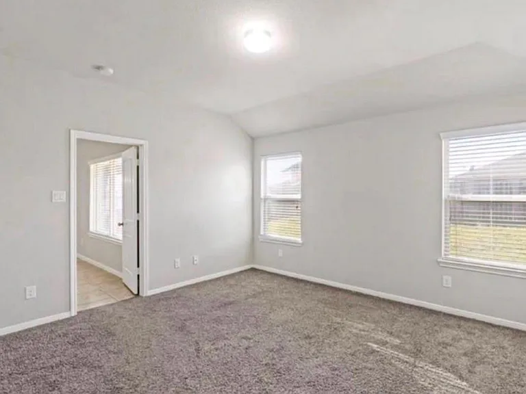 9514 Matilda Creek Ct — Photo 8