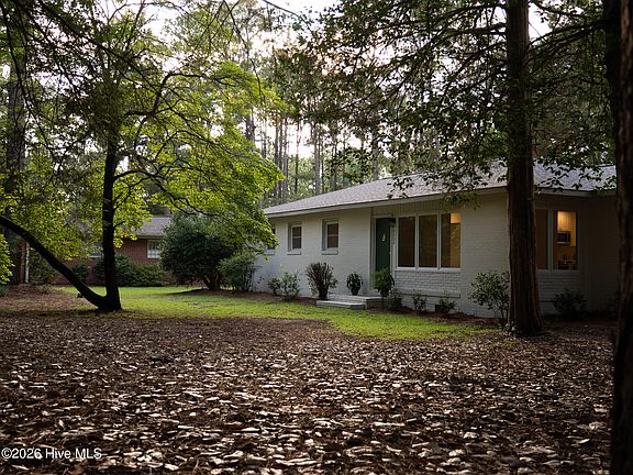 4th image of 4604 Airport Road