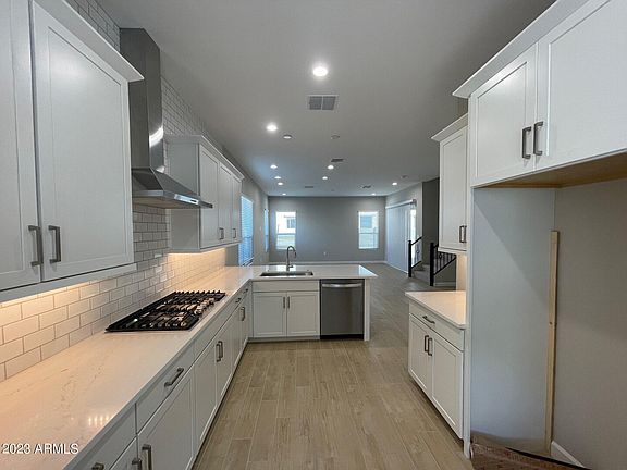 3rd image of 5123 E Campo Bello Drive