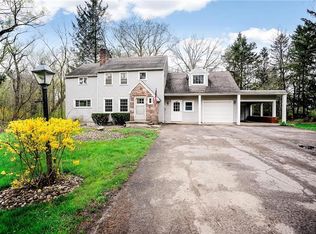 1917 Five Mile Line Rd, Penfield, NY 14526