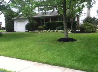 2904 Dartmouth Dr, Hatfield, PA 19440