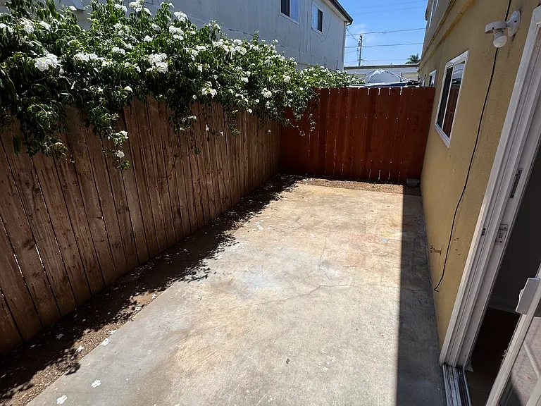 717 Boulevard Ave — Photo 8