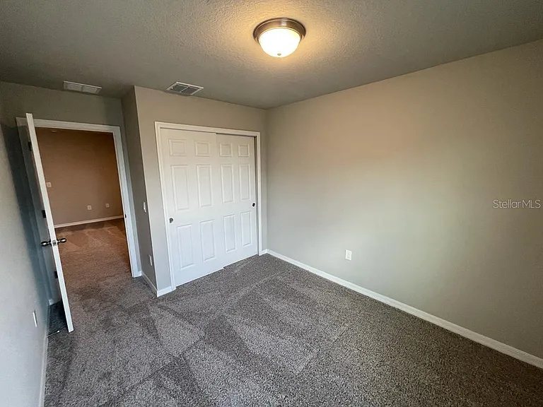 513 Legacy Loop — Photo 12