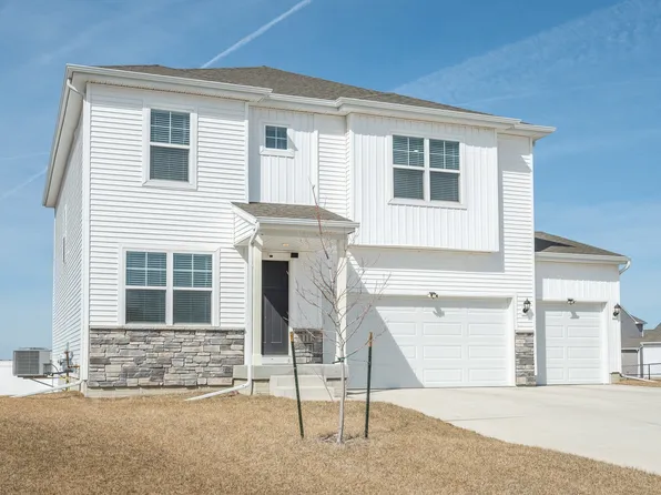 1115 Waukee Ave, Waukee, IA 50263