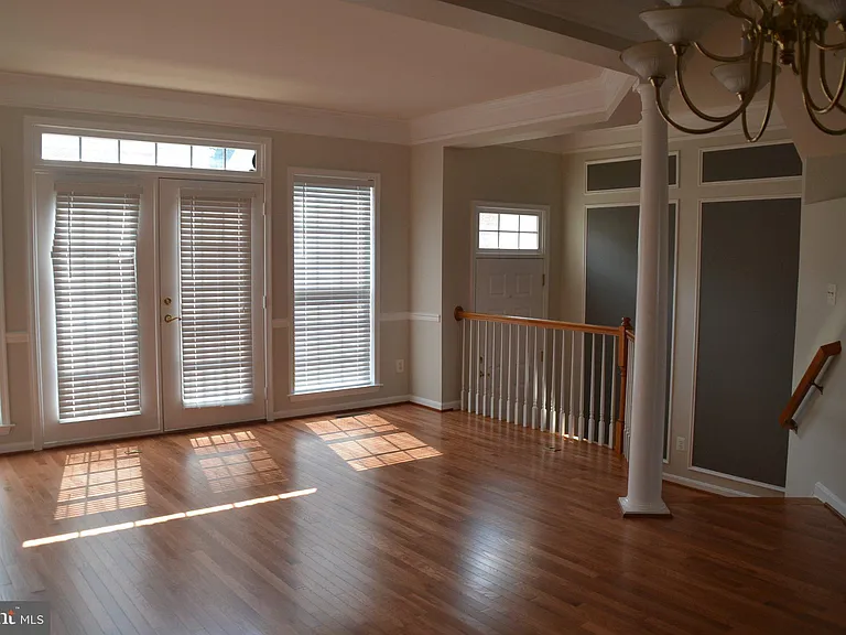 21958 Windy Oaks Sq — Photo 3