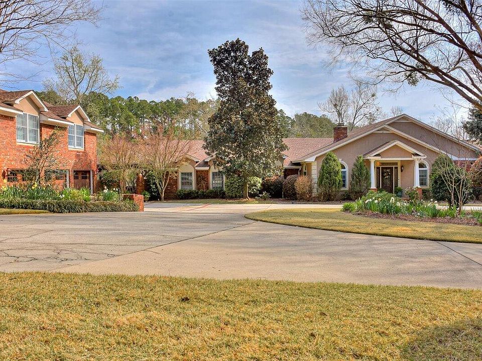 1st image of 819 Woodberry Drive