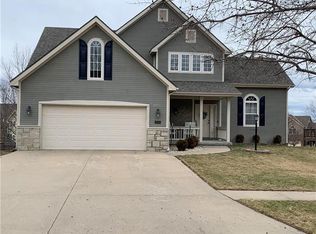 4205 Bennington Dr, Saint Joseph, MO 64506