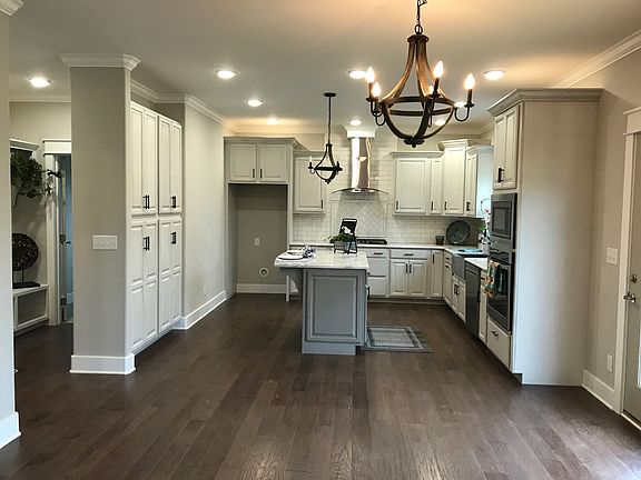 5th image of 4436 Twin Creeks Dr