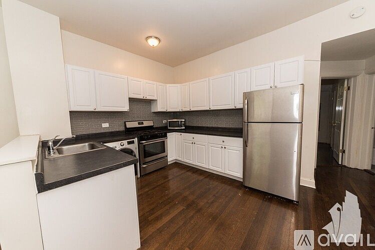 1st image of 1415 W Hutchinson St #42243