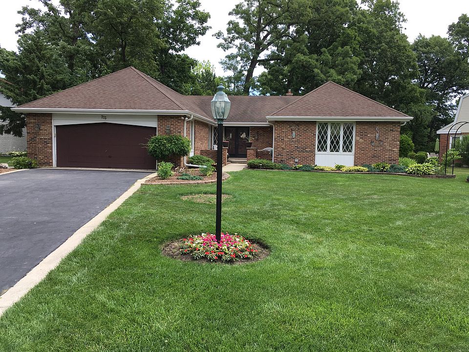 1st image of 713 Forest Glen Ln