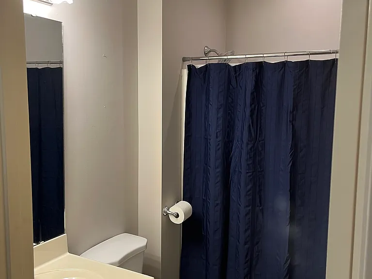 Bathroom 2.