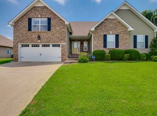 3737 Clearwood Ln, Clarksville, TN 37040