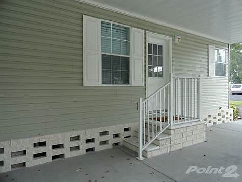 CARPORT ENTRNCE