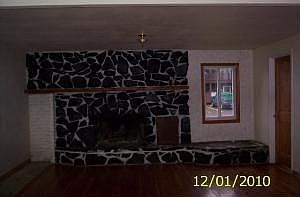 3rd image of 219 Tilley Ave