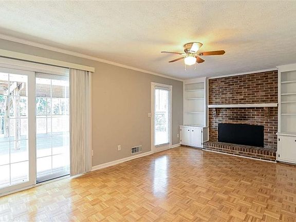 4th image of 5314 Delaware Ct