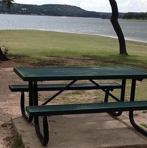 One of the local "private" waterfront parks that are park of the Lago Vista POA