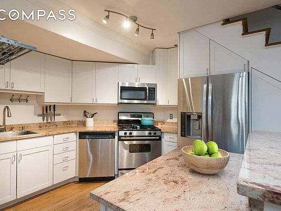 3rd image of 222 Park Pl #2D