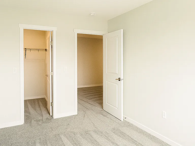 1033 Aster Blvd NW — Photo 15