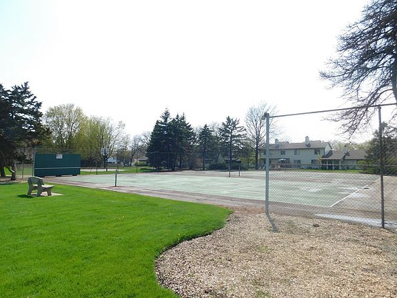 5th image of 1547 Timberwood Ct #36-2
