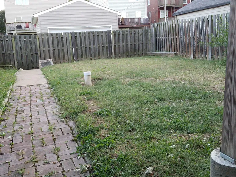 2814 Saint Vincent Ave #2 — Photo 12