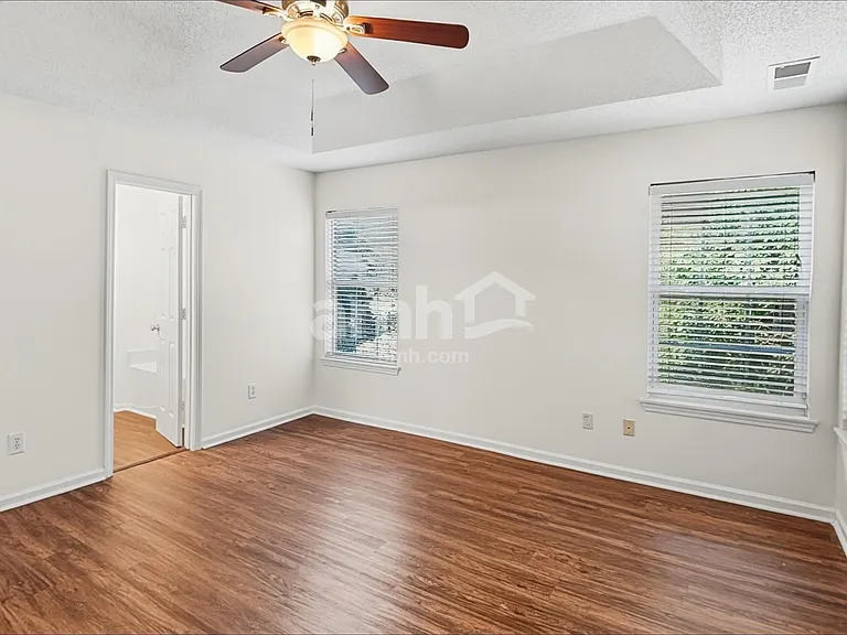 10231 Danesway Ln — Photo 11