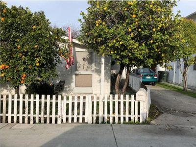 1 Vera Ct, Redwood City, CA, 94061