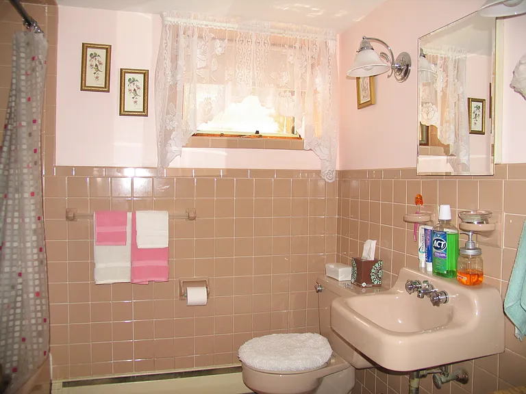 178 Broadway #B — Photo 6