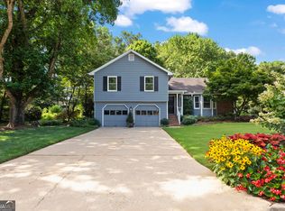 1590 Willow Bend Way, Snellville, GA 30078