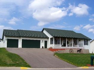 551 Cedar Ave N, Watkins, MN 55389