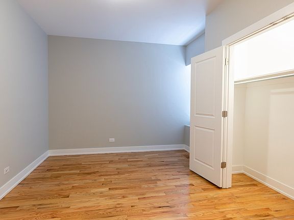 5th image of 5426 S Ingleside Ave #1N