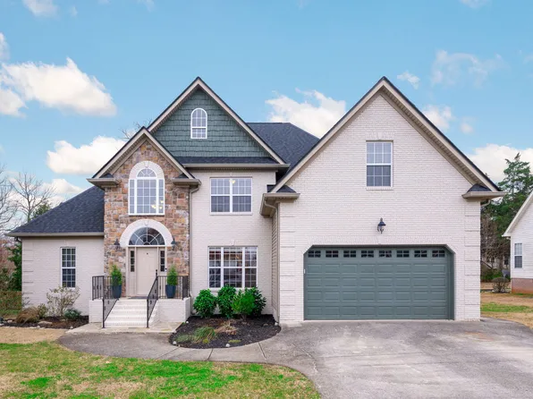 8166 Fox Glove Dr, Ooltewah, TN 37363