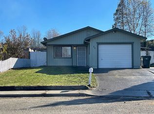 73 Nancy Ln, Willits, CA 95490