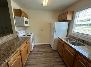 281-289 Lombardy St, Appomattox, VA 24522