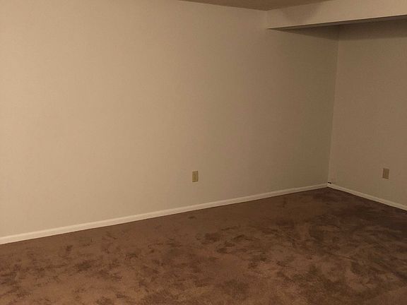 5th image of 2969 Carlsbad Dr