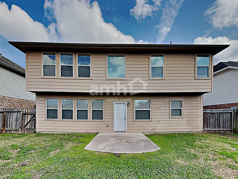 1927 Makenna Ln — Photo 24