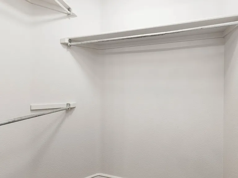 444 Sunland Dr E #37 — Photo 9