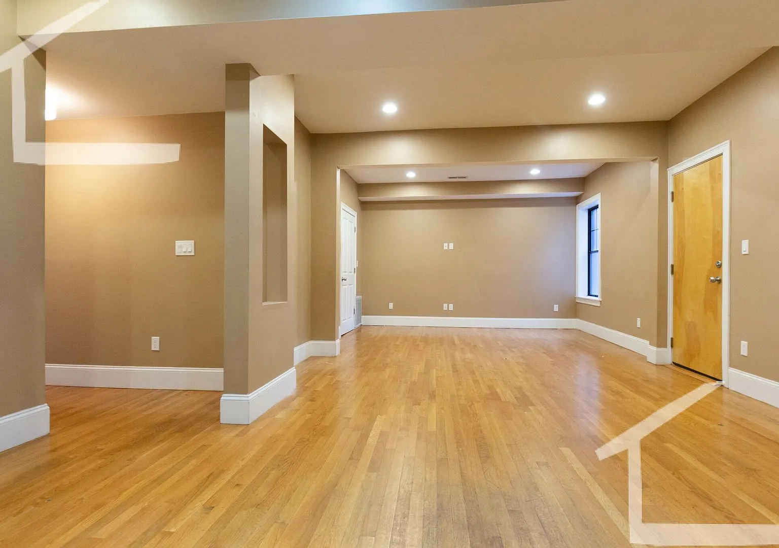 1590 Beacon St #3C Boston MA 02446 — Photo 2
