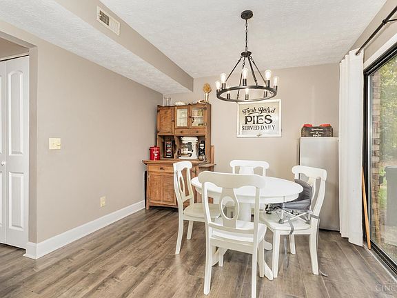 5th image of 7982 Tall Timbers Dr