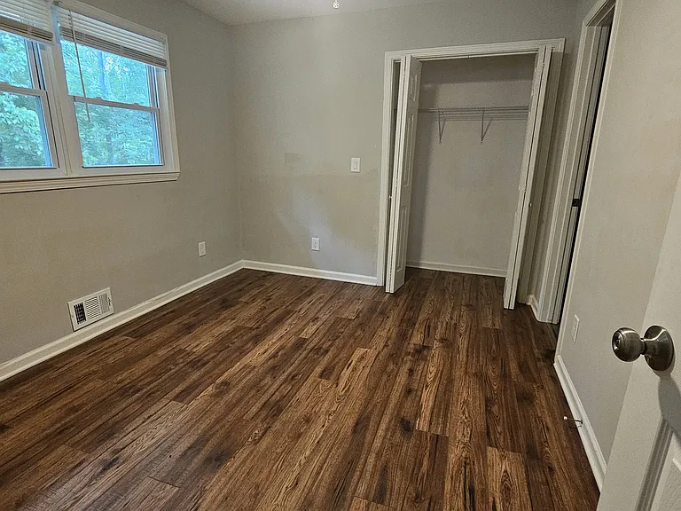 5474 June Dr SW — Photo 5