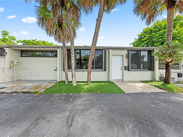 6480 Miami Lakes Dr E #6480, Hialeah, FL 33014